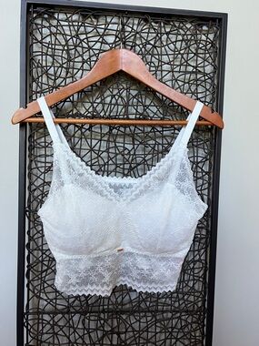 JadyK Skye Lace Bralette in white, Boho Festival Padded Stretch fabric L/XL